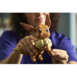 Zestaw klocków LEGO Pokemon Eevee 587 elementów 72151