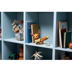 Zestaw klocków LEGO Pokemon Eevee 587 elementów 72151