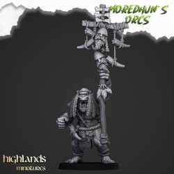 Cave Orcs with hand weapons x7 +cmd - Bigusson - Highlands Miniatures