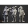 Sunland Knights on Foot x7 + command - Bigusson - Highlands Miniatures